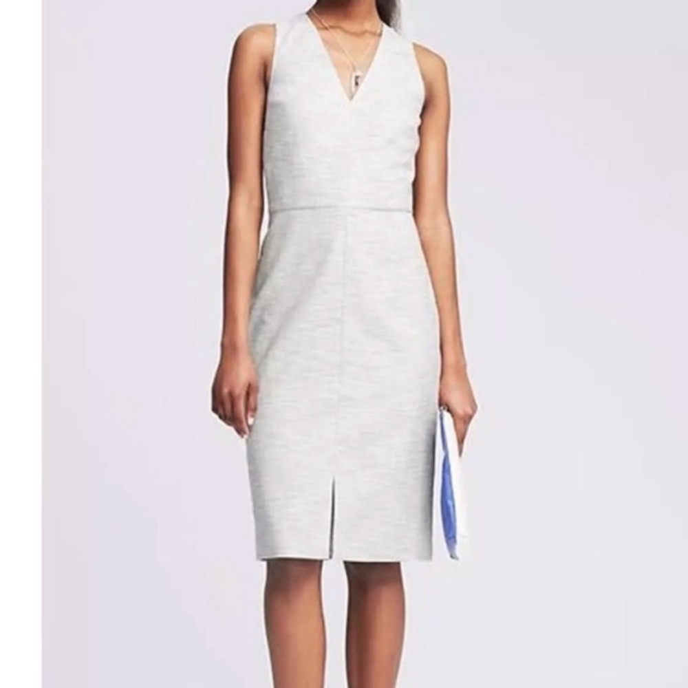 Banana Republic / Sheath Dress